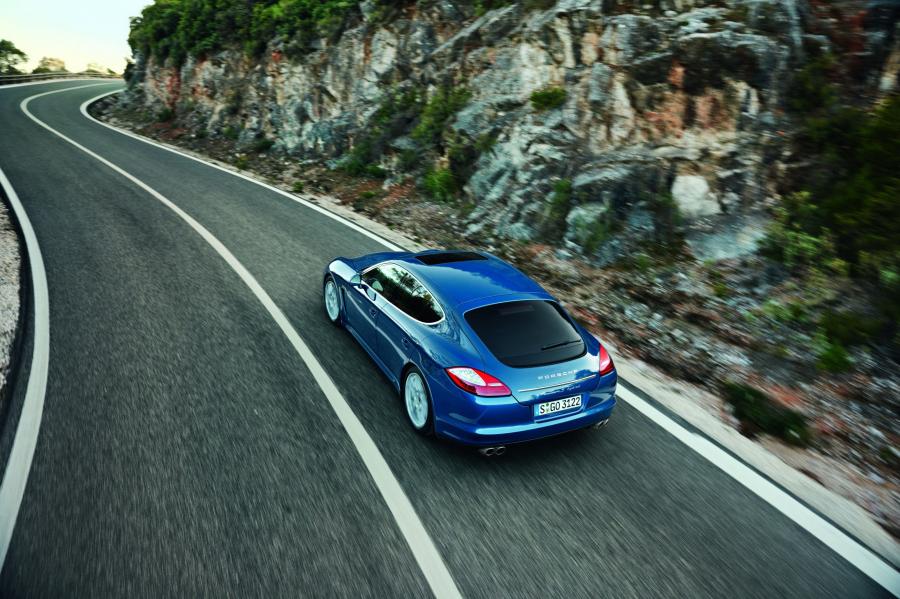  Porsche Panamera S Hybrid 2012 года  (фото 9 из 53)